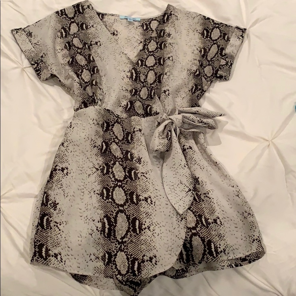 Romper/dress